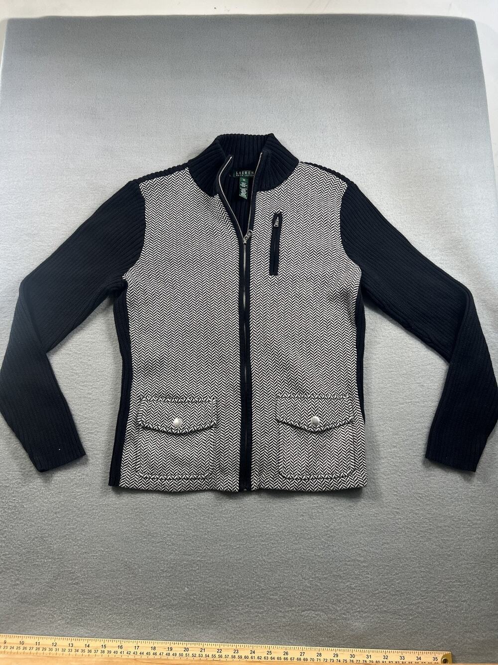 Lauren Ralph Lauren Herringbone Mock Neck Zip Sweater Vest Size Medium Women’s